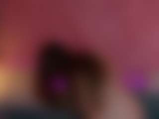 Live cam show with DonnaLust - Moaning on Big Tits