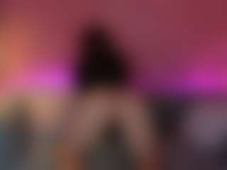 Live cam show with DonnaLust - Green Eyes on Uber Horny