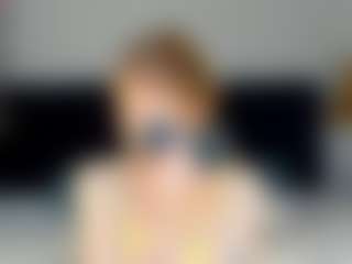 Live cam show with Esme-Runn - Nature on EXY