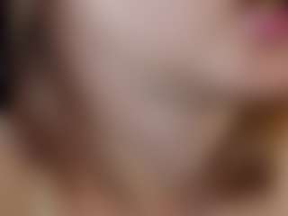 Live cam show with JennyyLuv - Solo on Soda Cam