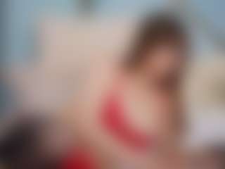 Live cam show with JennyyLuv - Brown Hair on StripNow