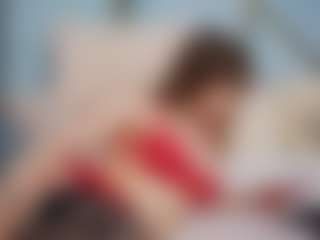 Live cam show with JennyyLuv - Camel Toe on milfzrlive.com