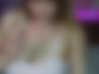 JennyyLuv's Live Sex Cam Show