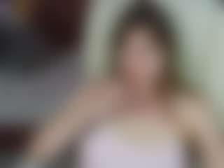 JennyyLuv's Live Sex Cam Show