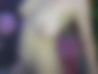 JennyyLuv's Live Sex Cam Show