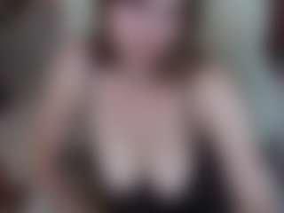 JennyyLuv's Live Sex Cam Show