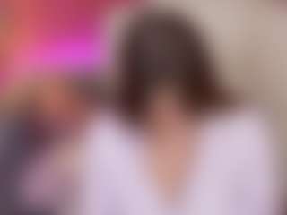 Live cam show with JennyyLuv - Oil on xxxlivecams.org