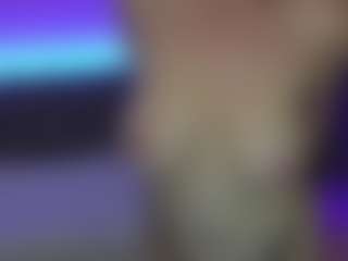 JennyyLuv's Live Sex Cam Show