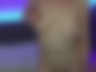 Live cam show with JennyyLuv - Skinny on sexytreat.net