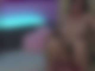 JennyyLuv's Live Sex Cam Show