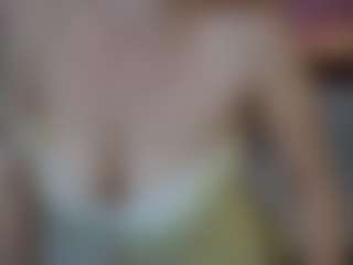 Live cam show with JennyyLuv - Flash on mypornchat.com