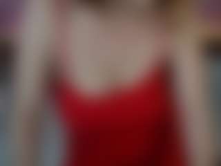 Live cam show with JennyyLuv - Facial Piercings on madthumbs