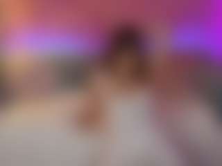 JennyyLuv's Live Sex Cam Show