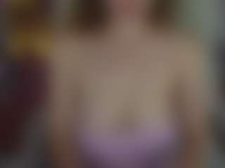 Live cam show with JennyyLuv - Camel Toe on Dolls Live