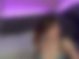 JennyyLuv's Live Sex Cam Show
