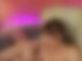 JennyyLuv's Live Sex Cam Show