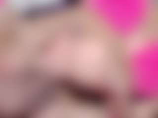 SswetttCharlottee's Live Sex Cam Show