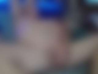 Live-Cam-Show mit hoggbody - Handjob auf Camsoda
