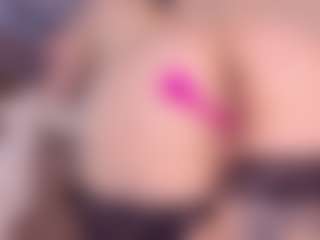 Live cam show with Yuriko-May - Butt Plug on Fling VIP Chat