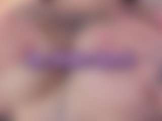 Live cam show with Yuriko-May - Asian Curvy on SmokeAndPoke