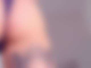 Show in cam erotica live di Yuriko-May