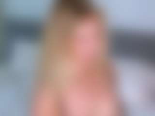 Live cam show with Ann - Goddess on Stripli.com