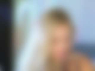 Live cam show with Ann - Plug on Streamer API