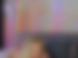 Live cam show with Ann - Spanks on SquirtSoMuch