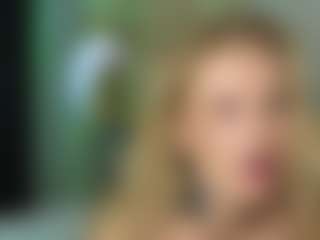 Live cam show with Ann - Kisses on iamadamtest123.com