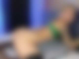 Live cam show with Ann - Spanks on Camiplay Live