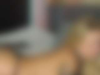 Live cam show with Ann - Pantyhose on Sweet Sext
