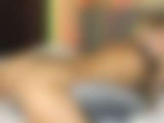 Live cam show with Ann - Sph on chickslive.net