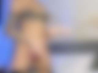 Live cam show with Ann - Kisses on Streamer API