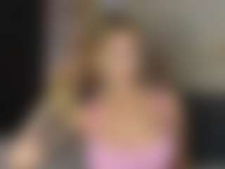 Live cam show with Ann - Snapchat Curvy on Camsoda