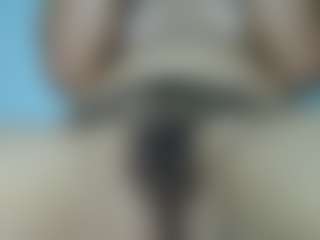 Live cam show with LIlythBrown69 - Shower on Stripli.com