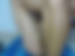Live cam show with LIlythBrown69 - Colombia on 1on1-livenow