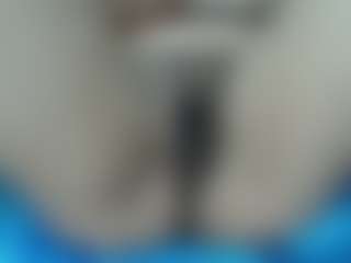 Live cam show with LIlythBrown69 - Colombia on Nude Live Now