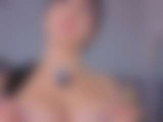 Mia-Oceann's Live Sex Cam Show