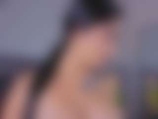 Mia-Oceann's Live Sex Cam Show