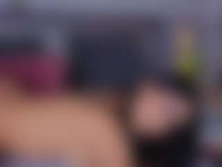 Mia-Oceann's Live Sex Cam Show