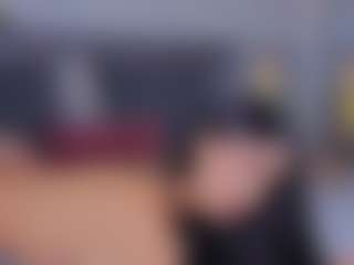 Mia-Oceann's Live Sex Cam Show