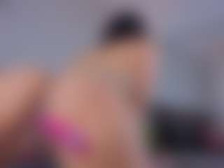 Mia-Oceann's Live Sex Cam Show