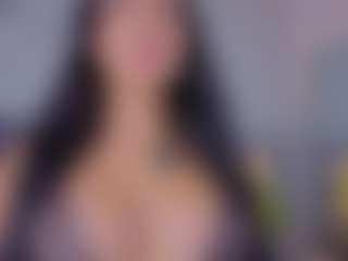 Mia-Oceann's Live Sex Cam Show