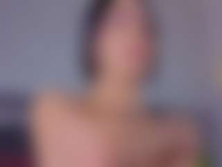 Mia-Oceann's Live Sex Cam Show