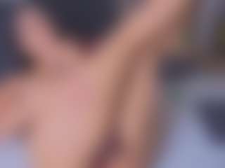 Mia-Oceann's Live Sex Cam Show