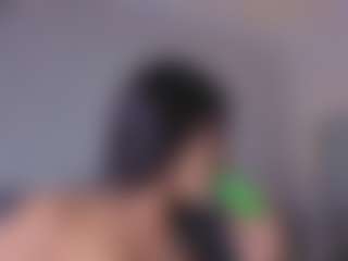 Mia-Oceann's Live Sex Cam Show