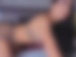 Live cam show with Mia-Oceann - Squirt on live18s.com