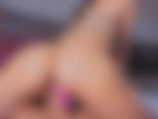 Mia-Oceann's Live Sex Cam Show