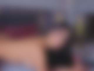 Mia-Oceann's Live Sex Cam Show