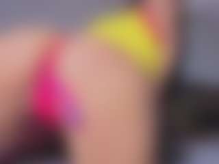 Mia-Oceann's Live Sex Cam Show